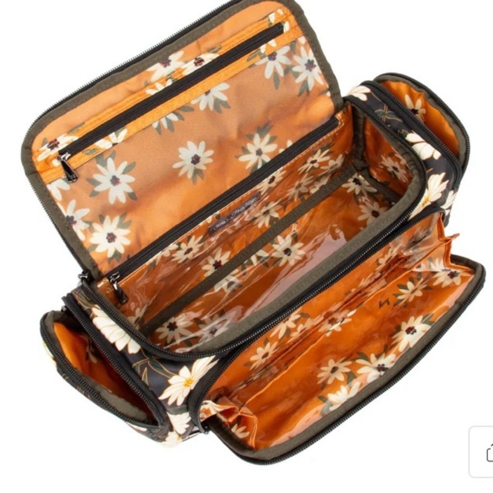 Lug Trolley Cosmetic Case - Picture 2 of 2
